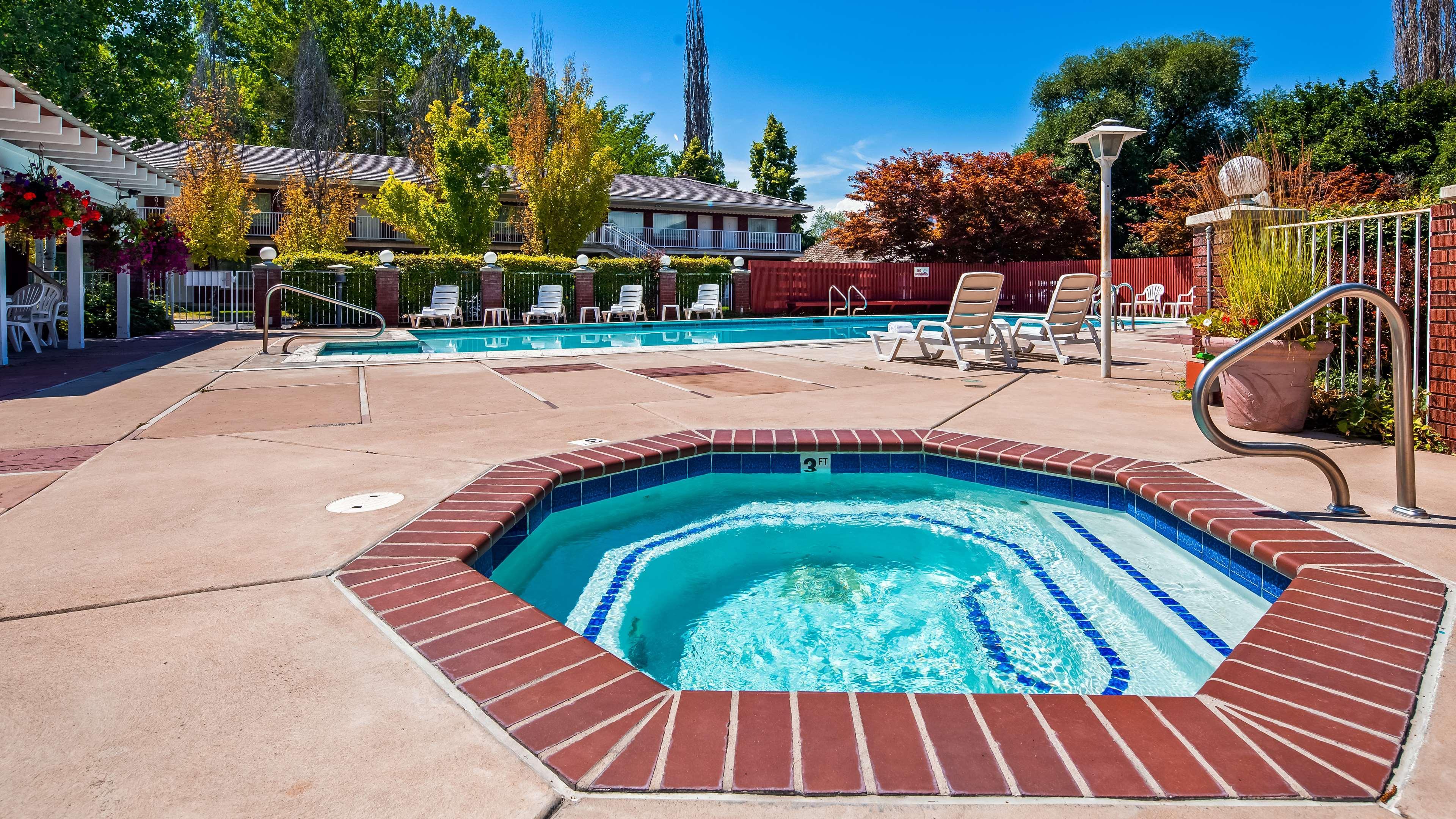 Best Western Plus Arlington/Marysville Exterior photo