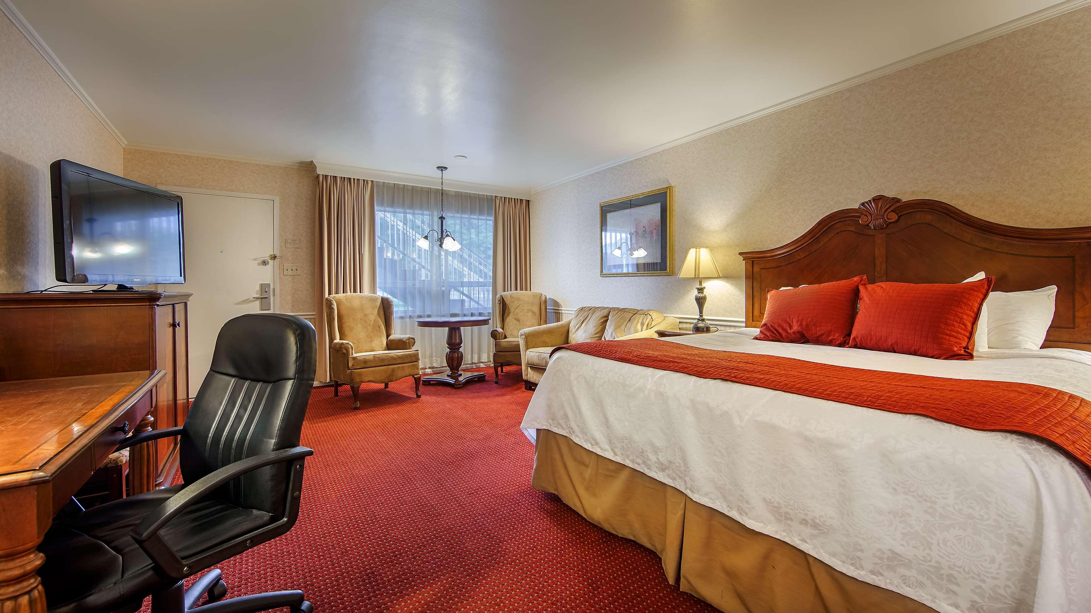 Best Western Plus Arlington/Marysville Exterior photo
